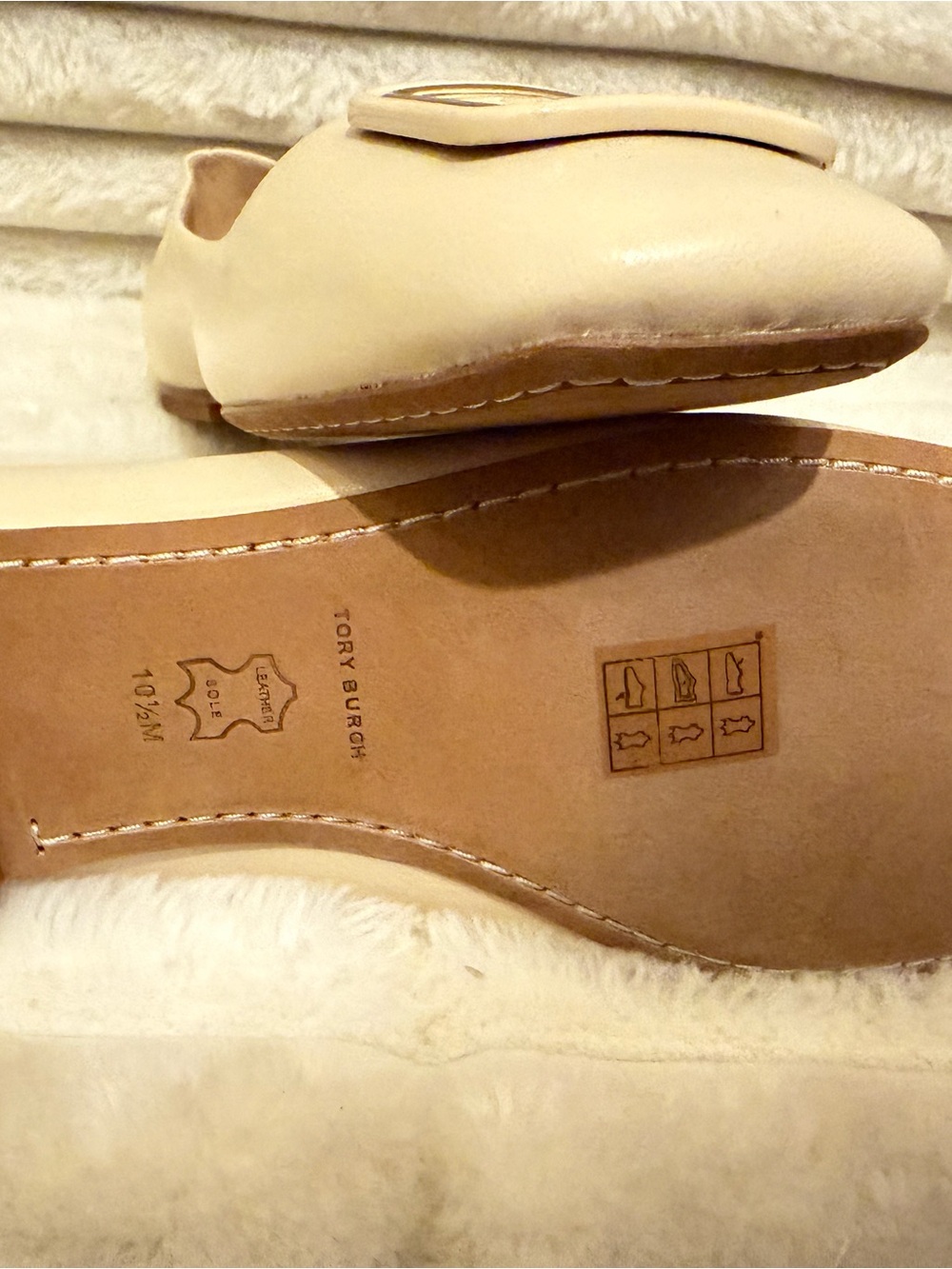 Tory Burch Cream Leather Logo Square-Toe Flats - Picture 6 of 7
